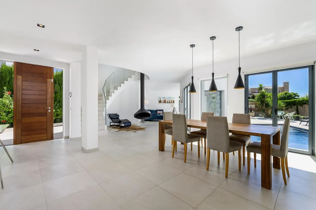 2705 - Schicke Villa In Santa Ponsa Nova 엘 토로